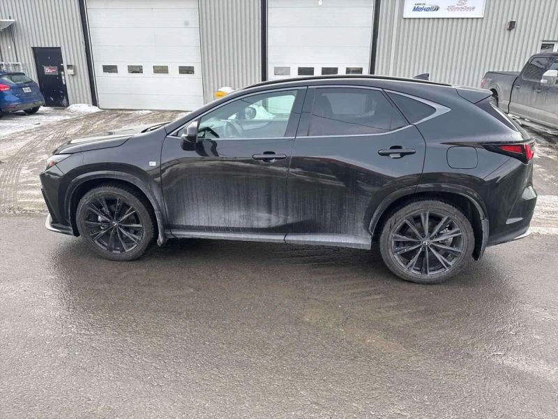 Lexus NX 350 / HEAD UP / DIS / 360 / PANO / NAVI , снимка 2 - Автомобили и джипове - 53537346