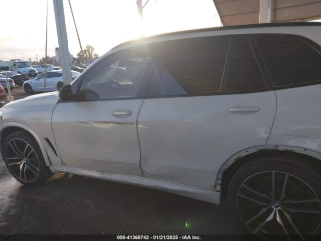 BMW X5 XDRIVE40I РЕАЛНИ КИЛОМЕТРИ / СЕРВИЗНА ИСТОРИЯ, снимка 4 - Автомобили и джипове - 49206872