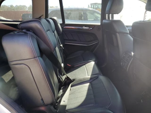 Mercedes-Benz GL 450 4.6L 8 All wheel drive - изображение 3