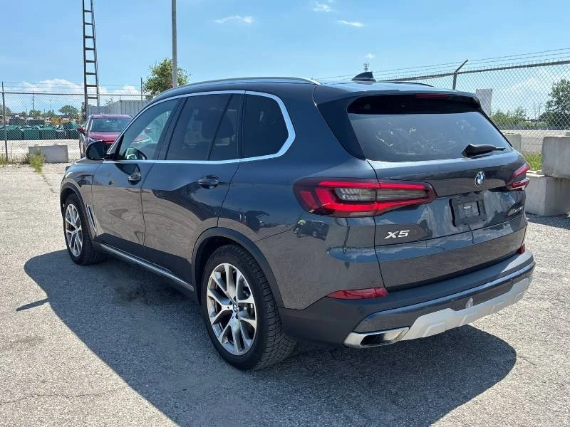 BMW X5 * xDrive40i * 2 КЛЮЧА * КОМПЛЕКТ ГУМИ * CARFAX, снимка 8 - Автомобили и джипове - 55233258