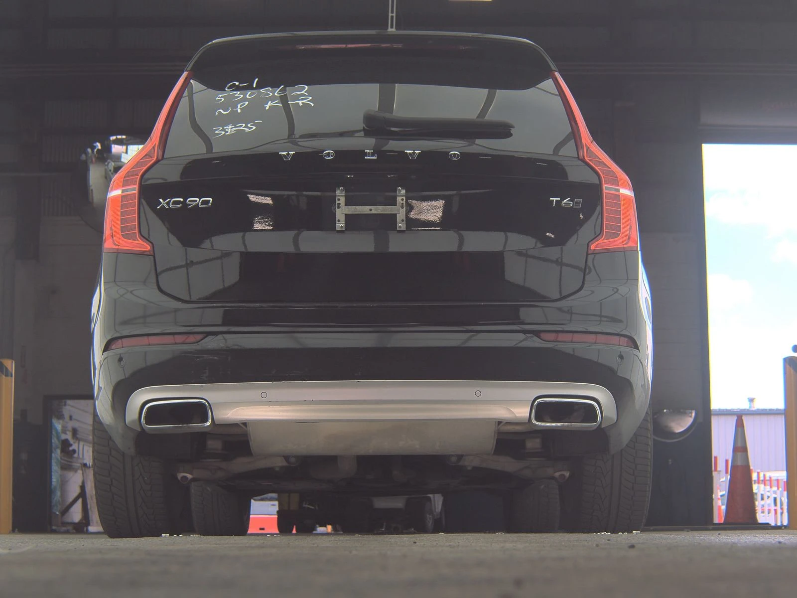Volvo Xc90 T6 Momentum - изображение 7