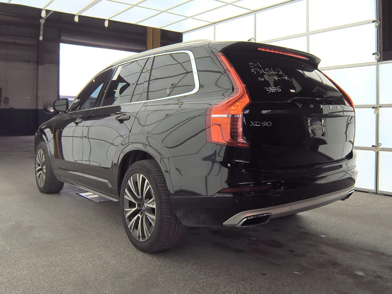 Volvo Xc90 T6 Momentum - изображение 5