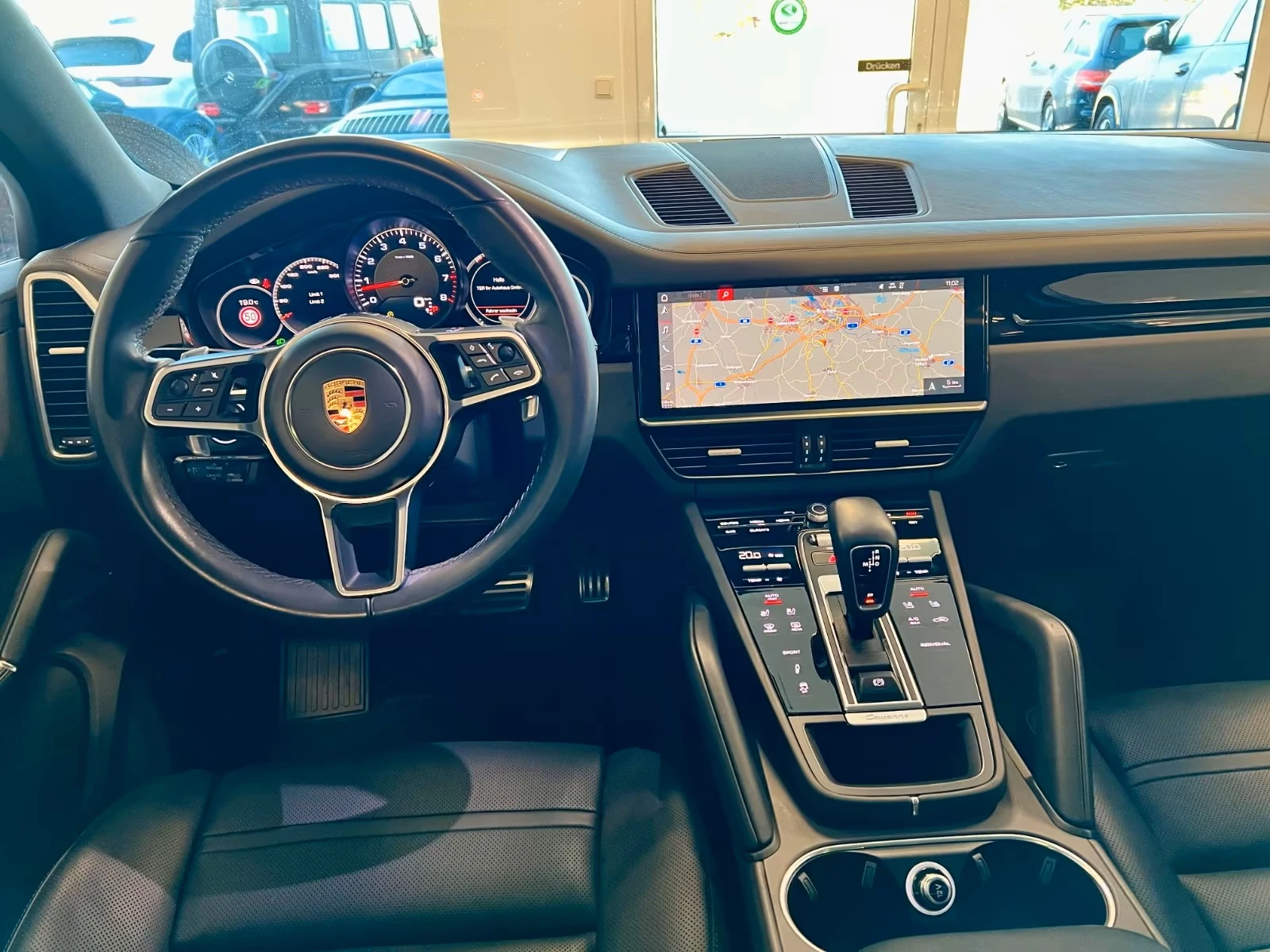 Porsche Cayenne S  PANO/CAMERA 360 /HUD/ - изображение 9