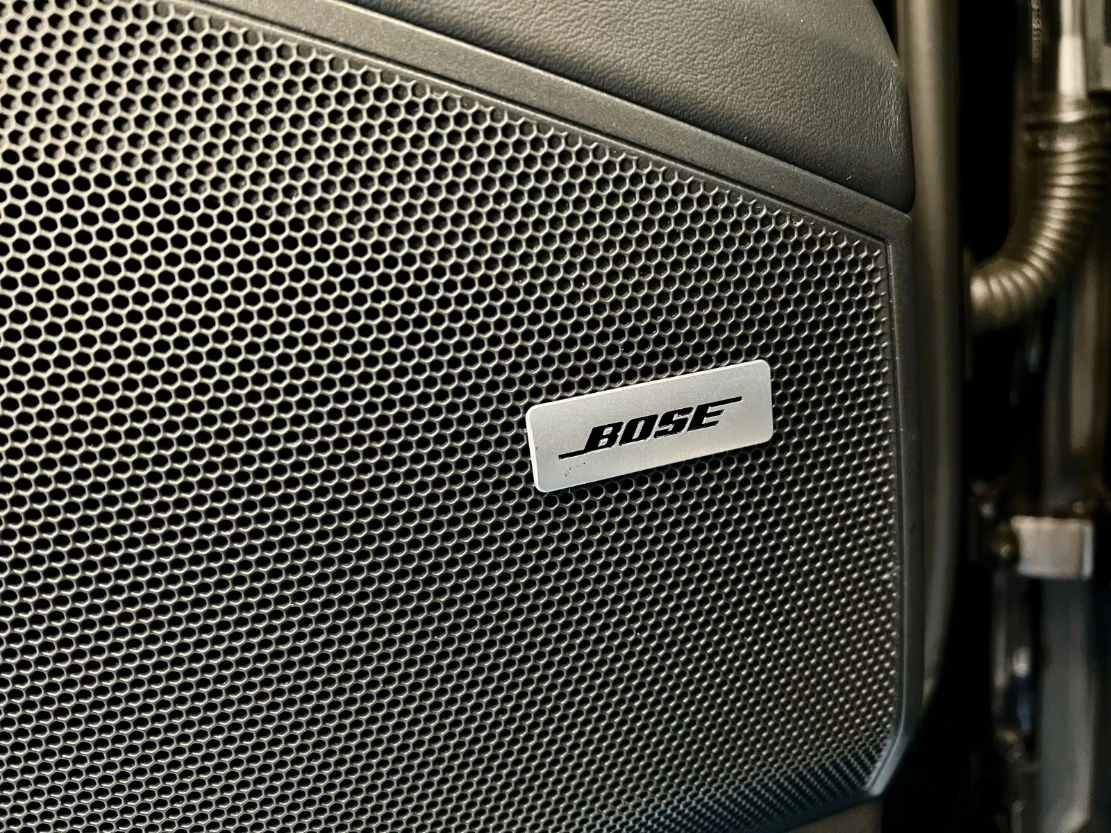 Porsche Cayenne S  PANO/CAMERA 360 /HUD/ - изображение 6