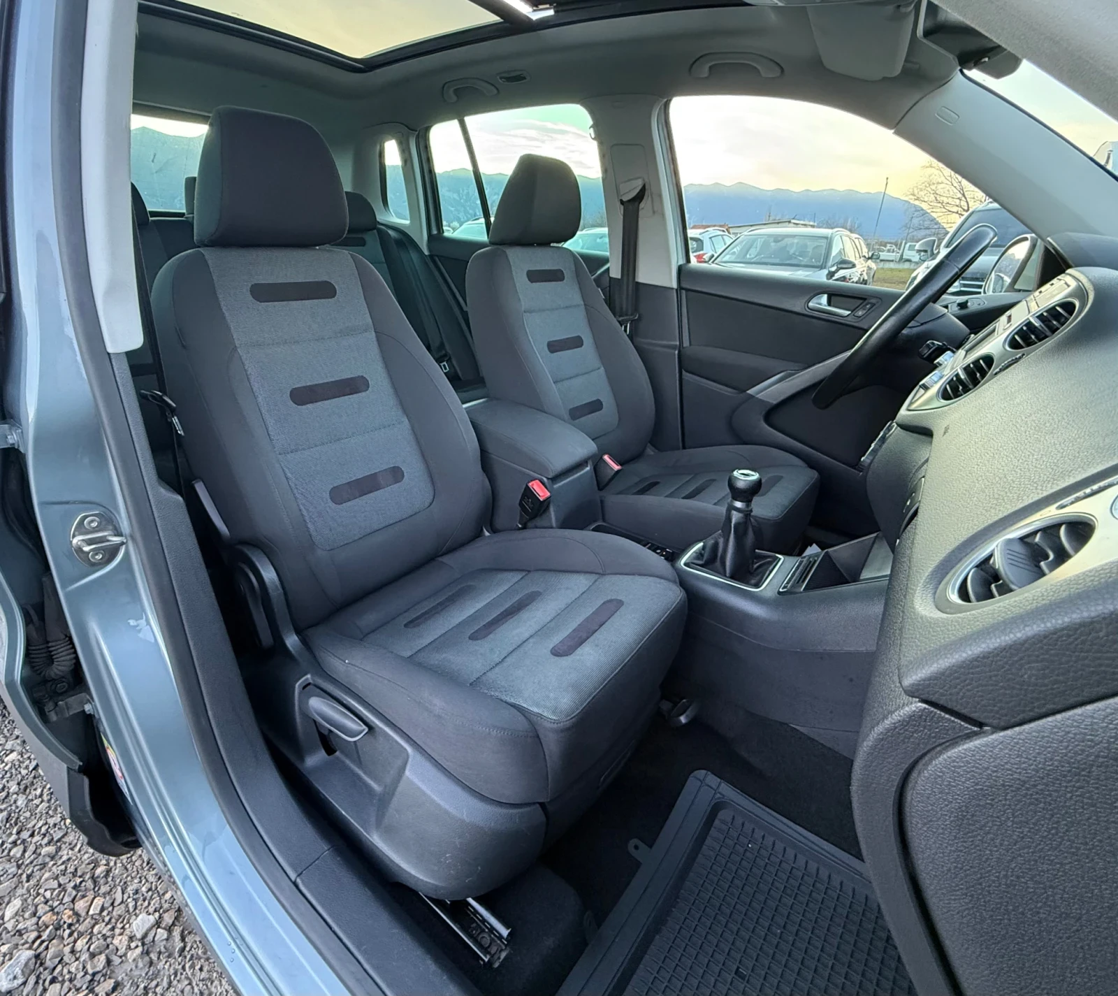 VW Tiguan 2.0TDi 140�.� * ������* * 4-Motion*  | Mobile.bg � ����������� 13