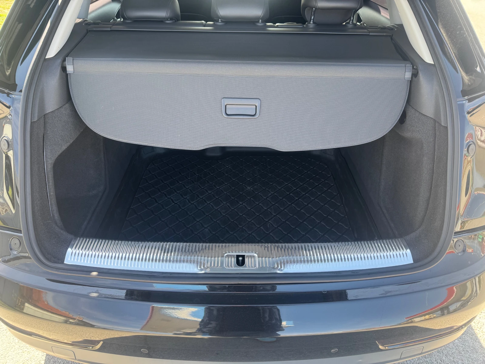 Audi Q3 2.0 TDI S-Line QUATTRO NAVI PANORAMA EURO 6, снимка 16 - Автомобили и джипове - 53792465