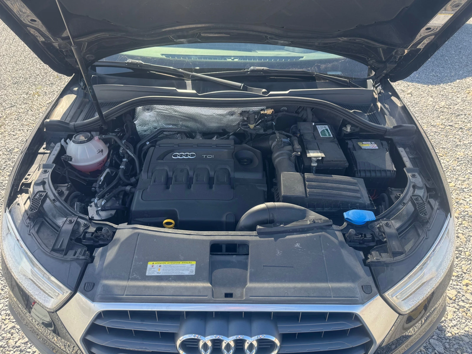 Audi Q3 2.0 TDI S-Line QUATTRO NAVI PANORAMA EURO 6, снимка 17 - Автомобили и джипове - 53792465