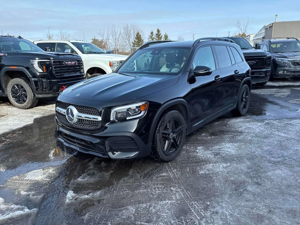 Mercedes-Benz GLB * 250 * CARFAX * Дистроник * 360 Камери* 