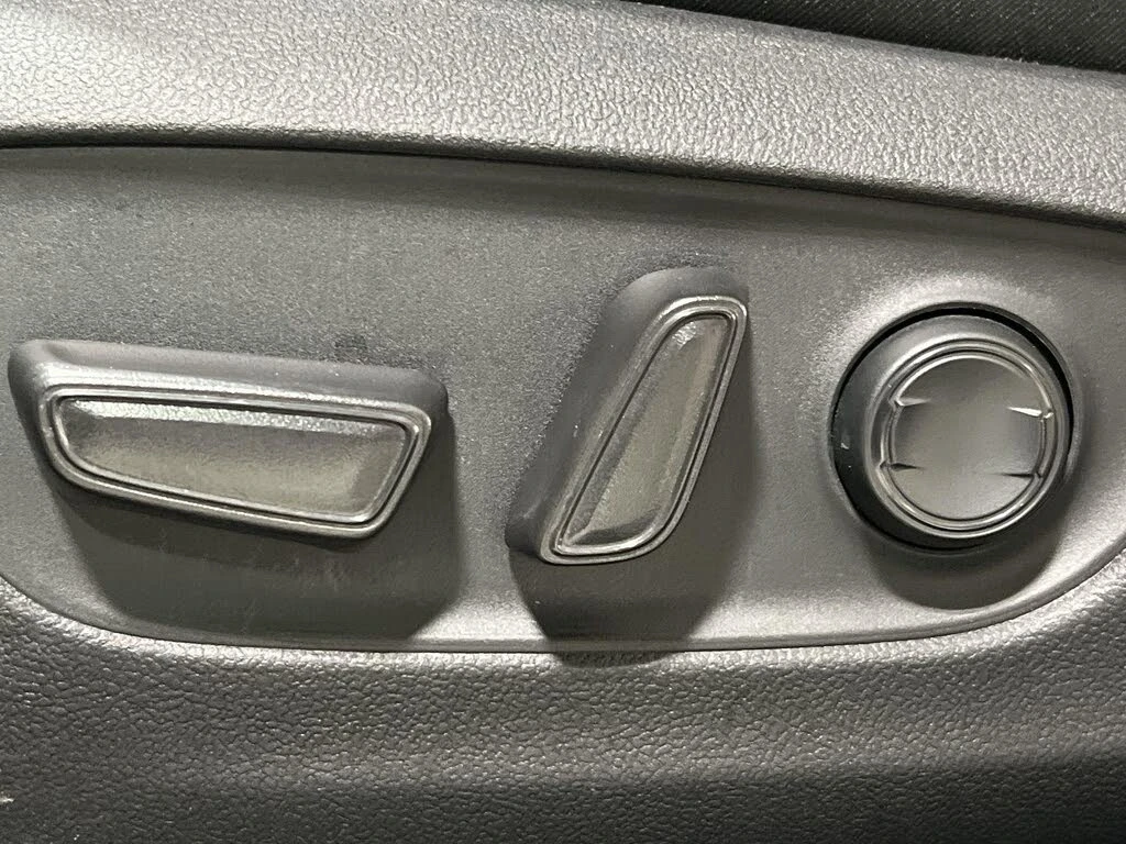 Toyota Rav4 XLE AWD, снимка 17 - Автомобили и джипове - 54228540