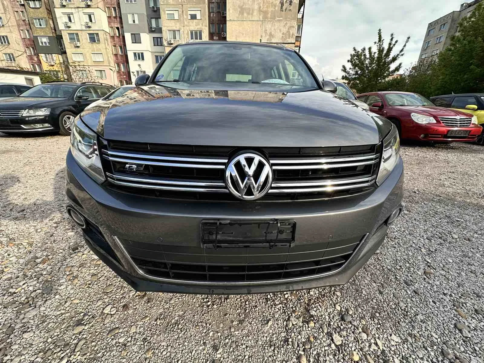 VW Tiguan 2.0i/4x4 autom/Швейцария , снимка 2 - Автомобили и джипове - 54349678