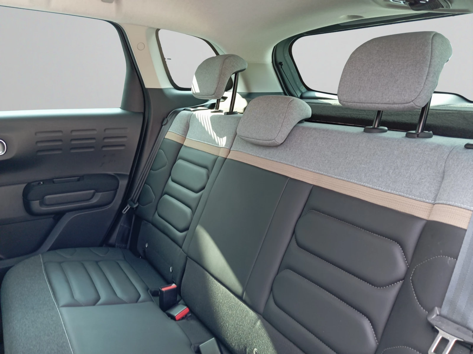 Citroen C3 Aircross SUV FL FEEL PACK PureTech 130 S&S EAT6 E6.4 | Mobile.bg � ����������� 12