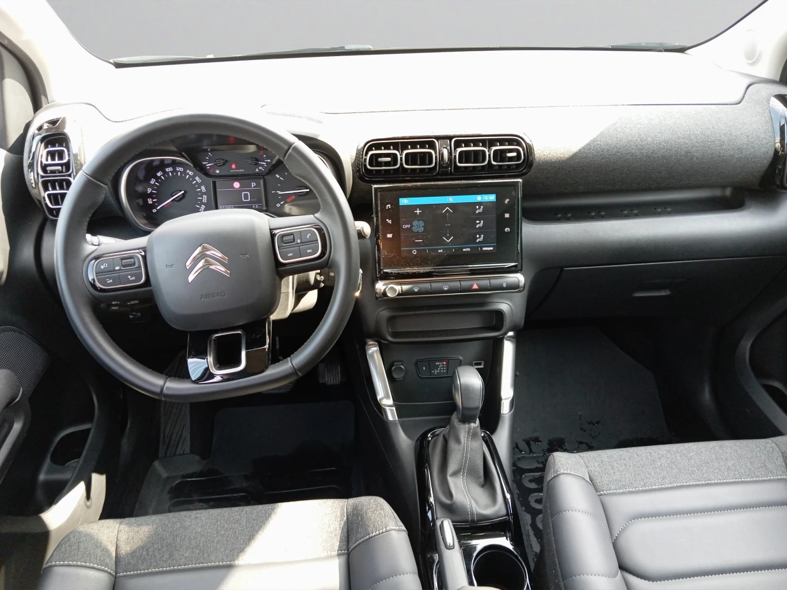 Citroen C3 Aircross SUV FL FEEL PACK PureTech 130 S&S EAT6 E6.4 | Mobile.bg � ����������� 9