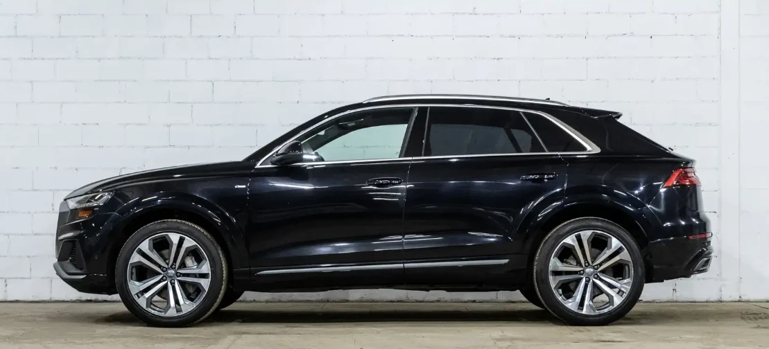 Audi Q8 TECHNIK / ПАНОРАМА / МАСАЖ / FULL!, снимка 4 - Автомобили и джипове - 54705201