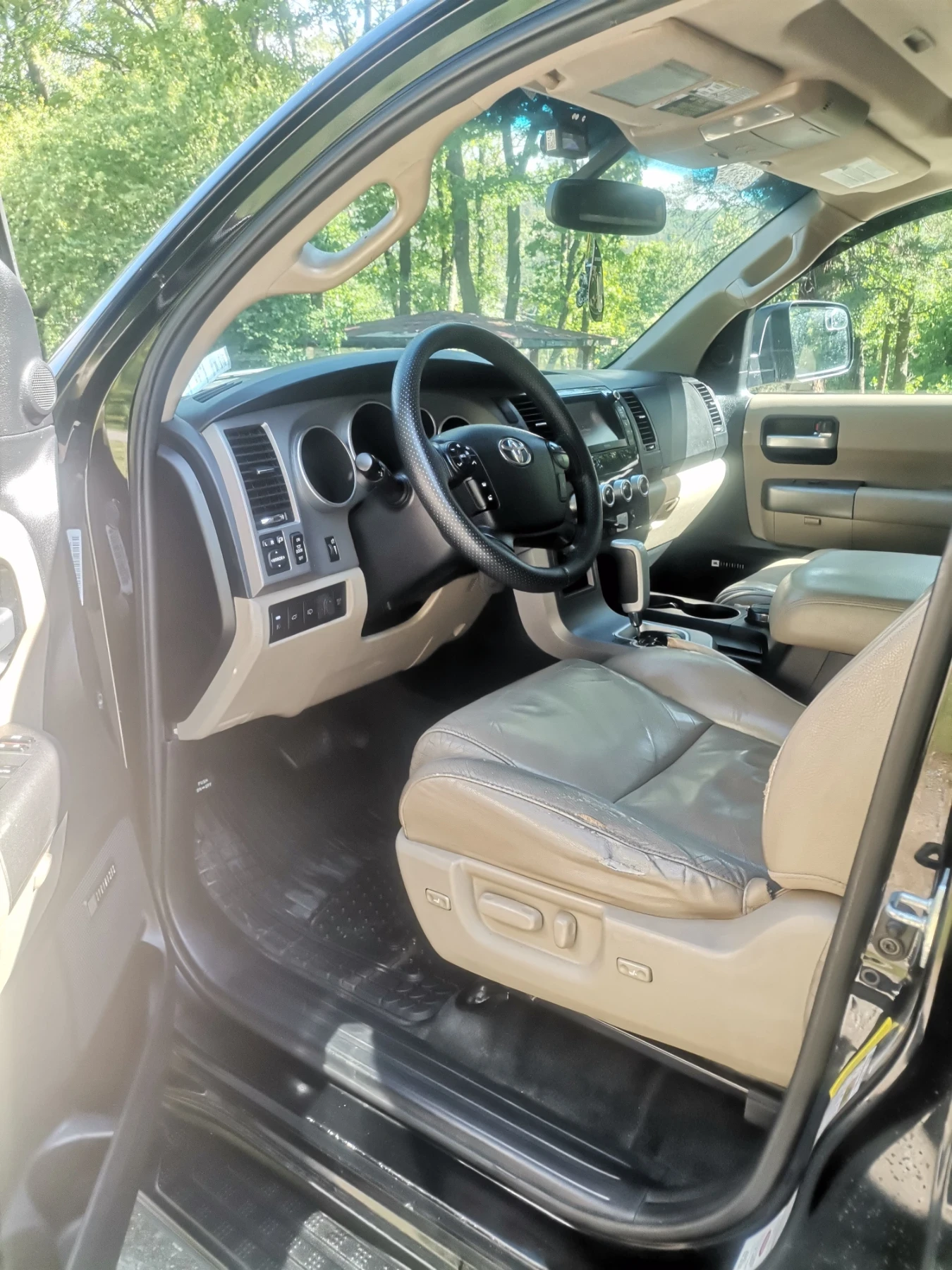 Toyota Sequoia, снимка 9 - Автомобили и джипове - 55177263
