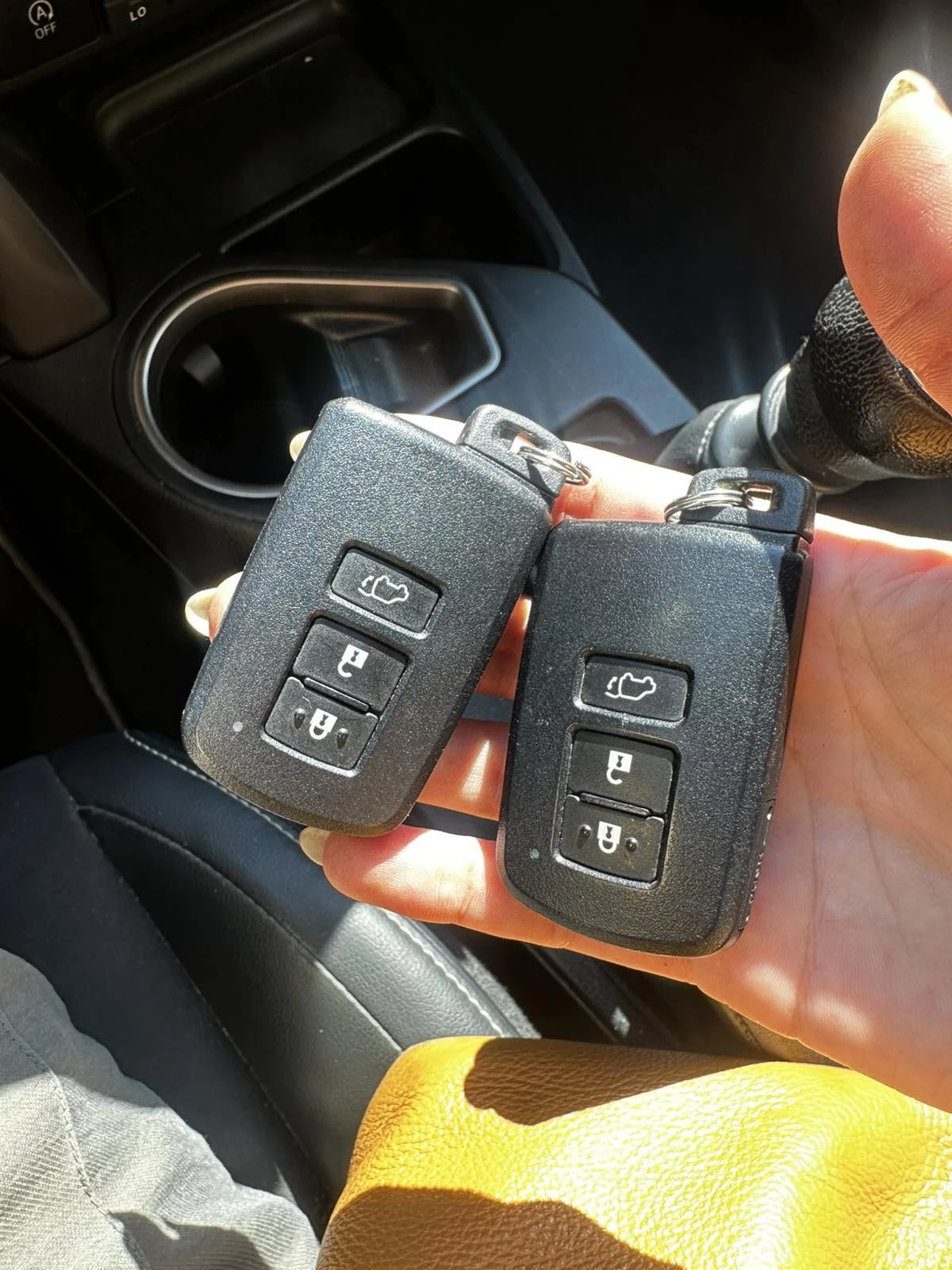 Toyota Rav4 2.0D4D, снимка 14 - Автомобили и джипове - 55723743