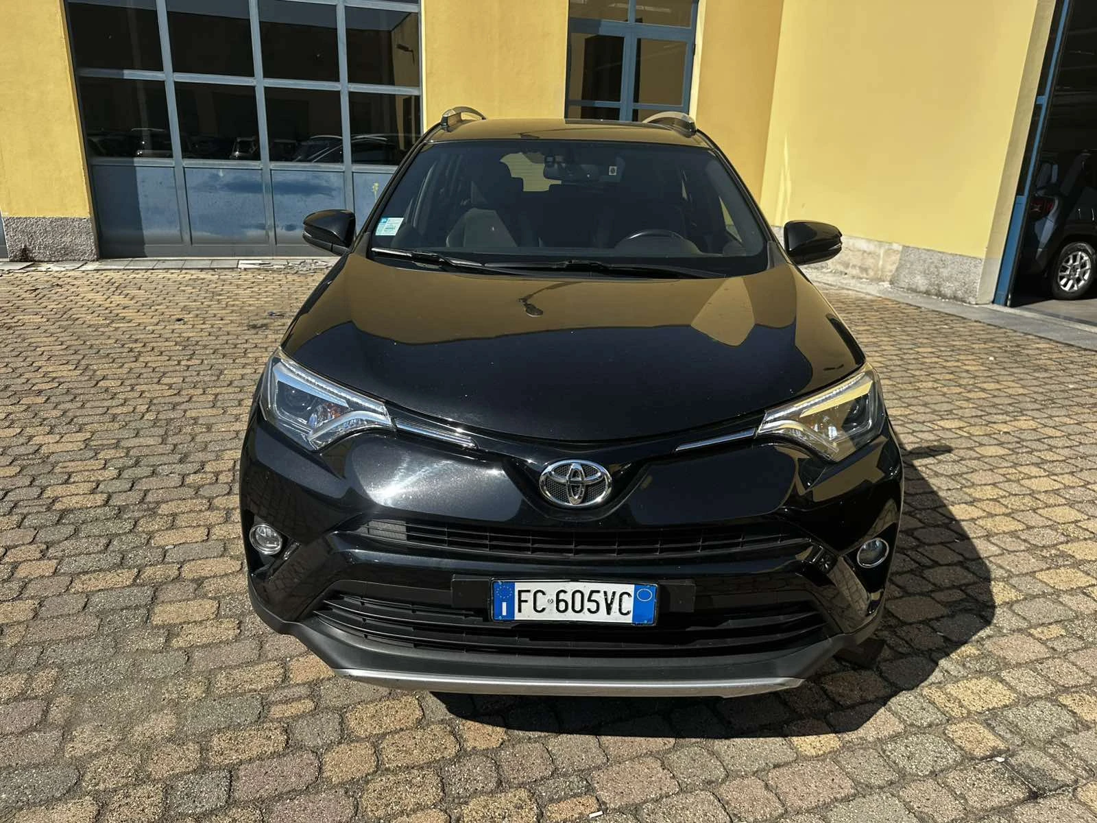 Toyota Rav4 2.0D4D, снимка 2 - Автомобили и джипове - 55723743