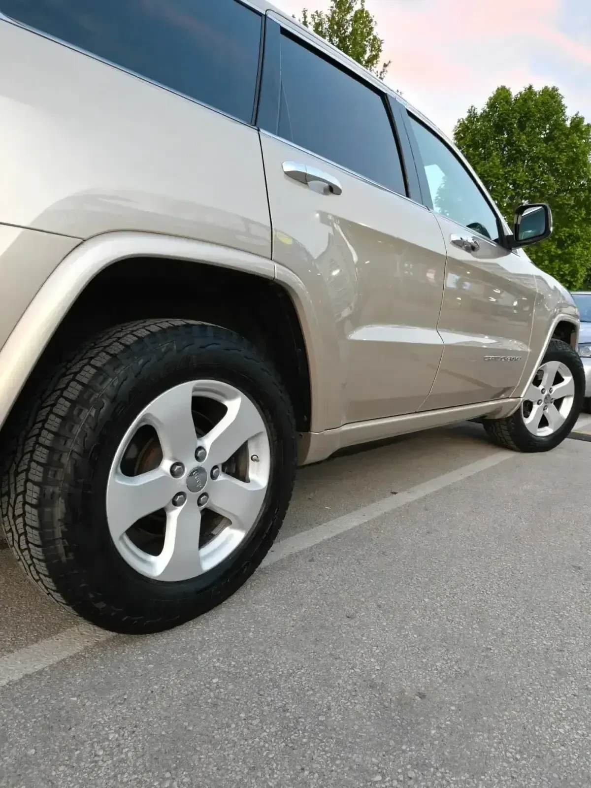 Jeep Grand cherokee 3.0 OVERLAND GERMANIYA, снимка 2 - Автомобили и джипове - 55897160