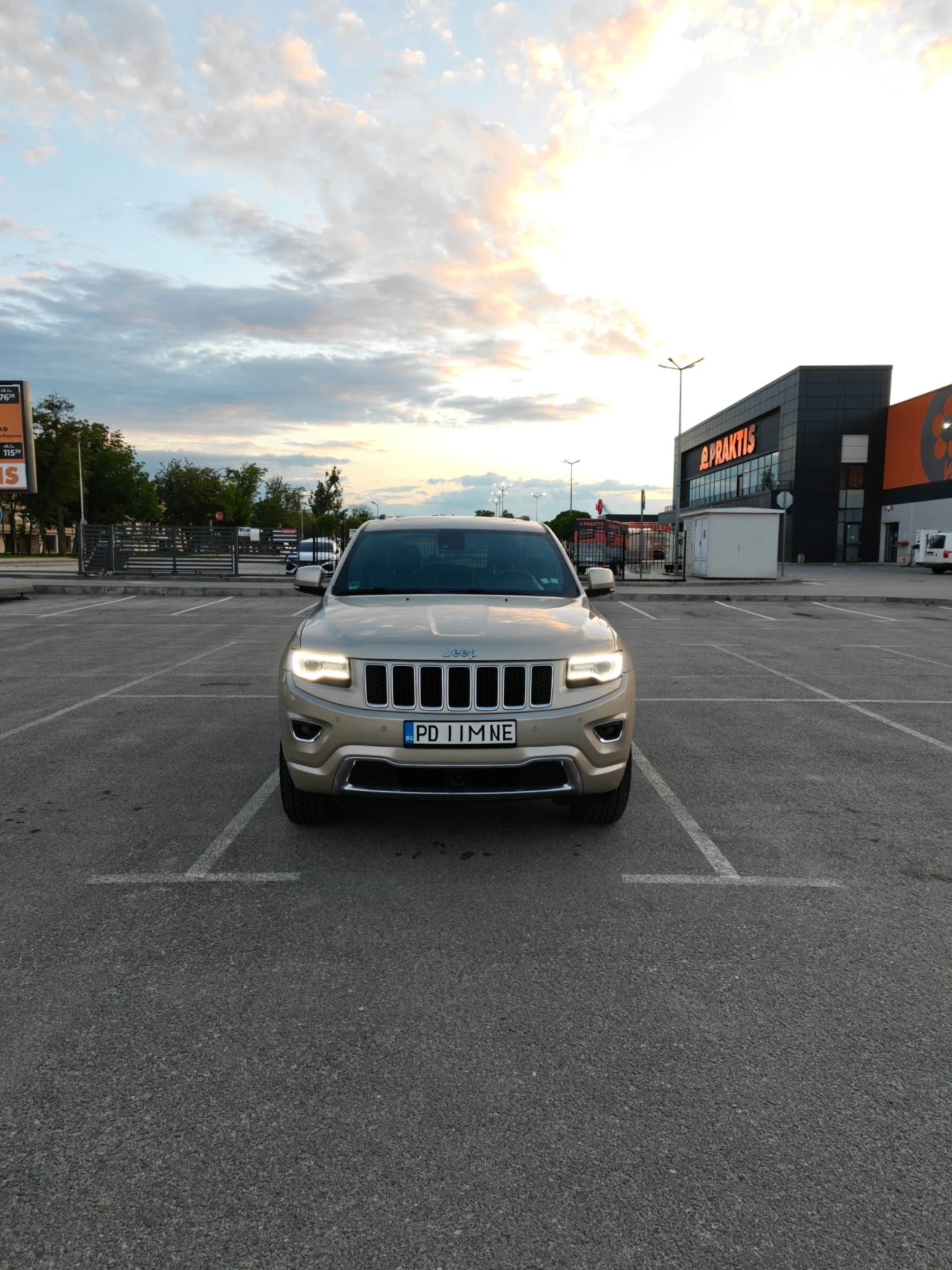 Jeep Grand cherokee 3.0 OVERLAND GERMANIYA