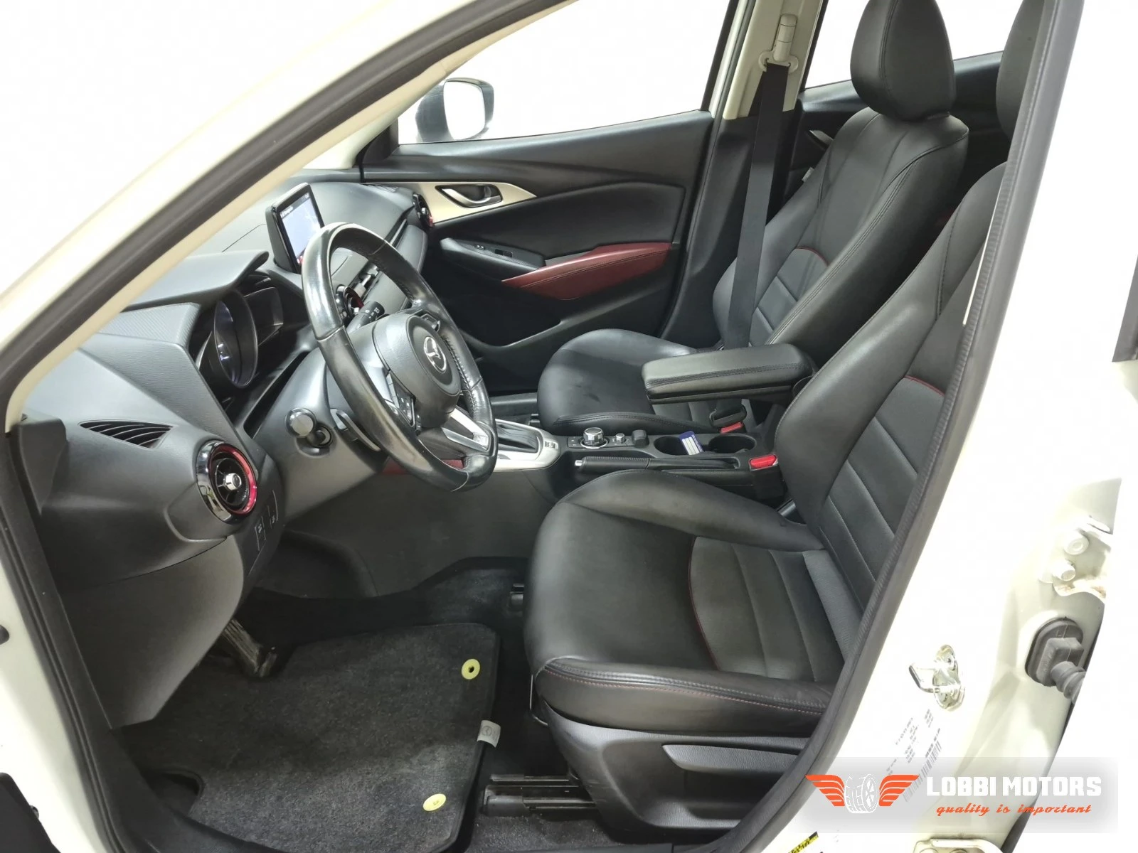 Mazda CX-3, снимка 5 - Автомобили и джипове - 56128728