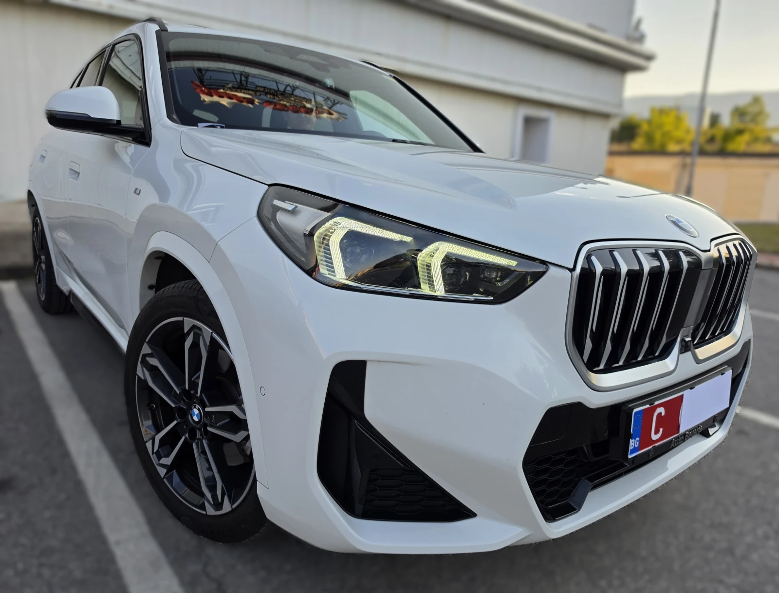 BMW X1 sDrive20i M, Панорама, Harman Kardon/Камера360Кожа, снимка 2 - Автомобили и джипове - 56248030