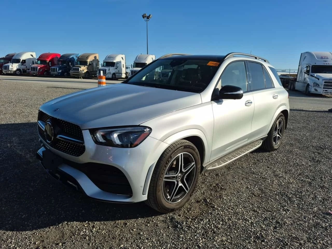 Mercedes-Benz GLE 450 * AMG Line * Въздух * CARFAX * Без инциденти * 