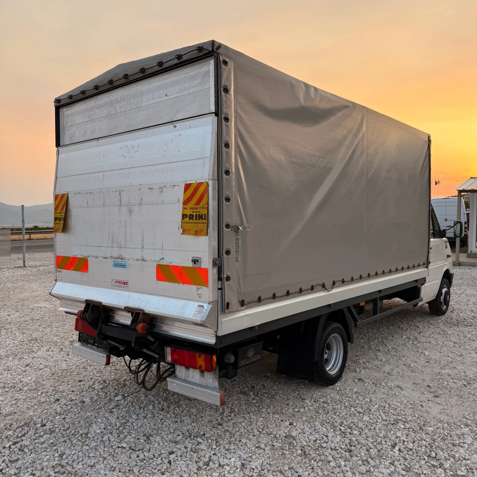 VW Lt 3.5т-ПД.БОРД-2.5TDi-Двойна гума - изображение 7