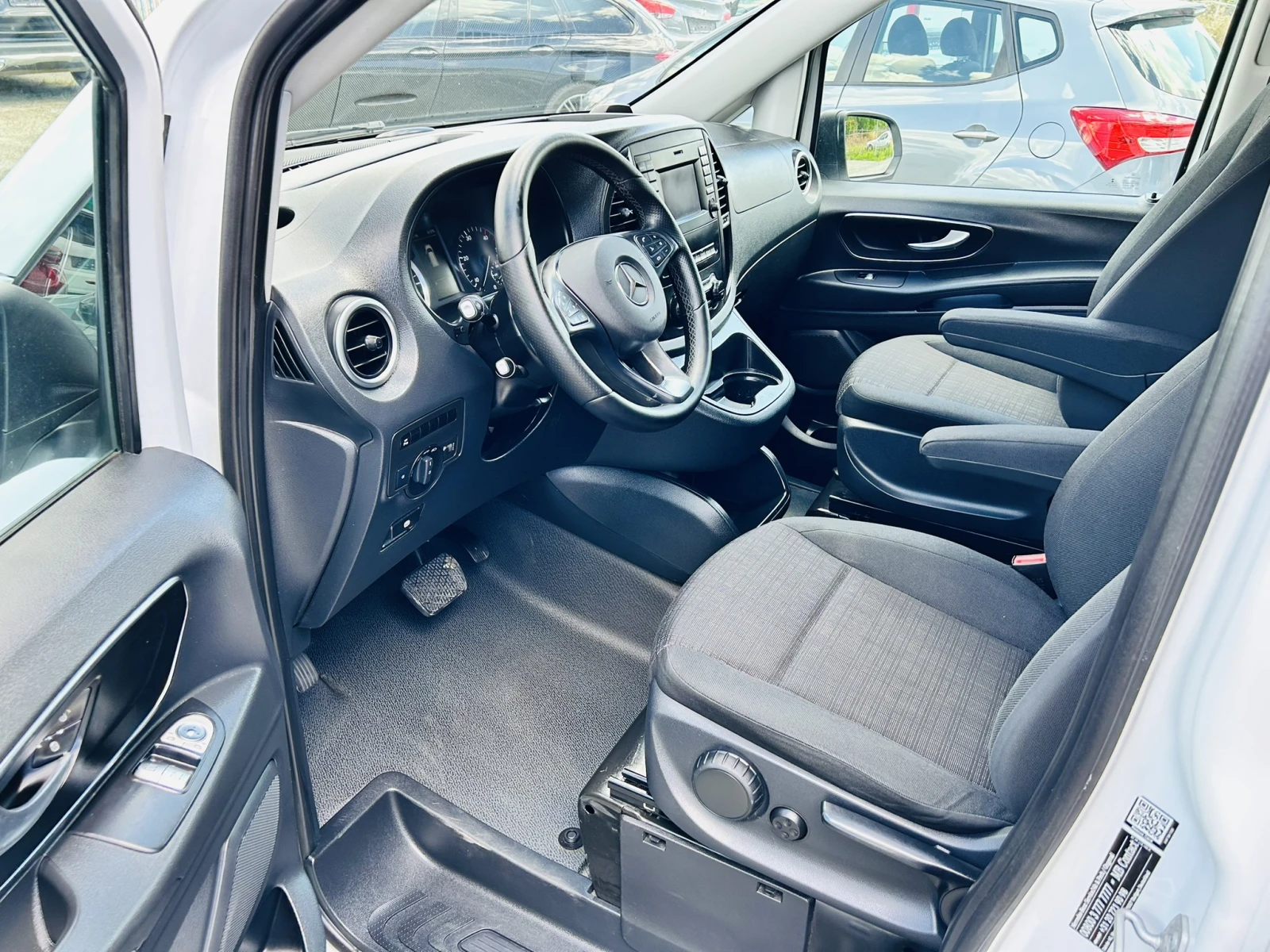 Mercedes-Benz Vito 114CDI* ����������������* Auto* Navi* Camera* Spor | Mobile.bg � ����������� 9