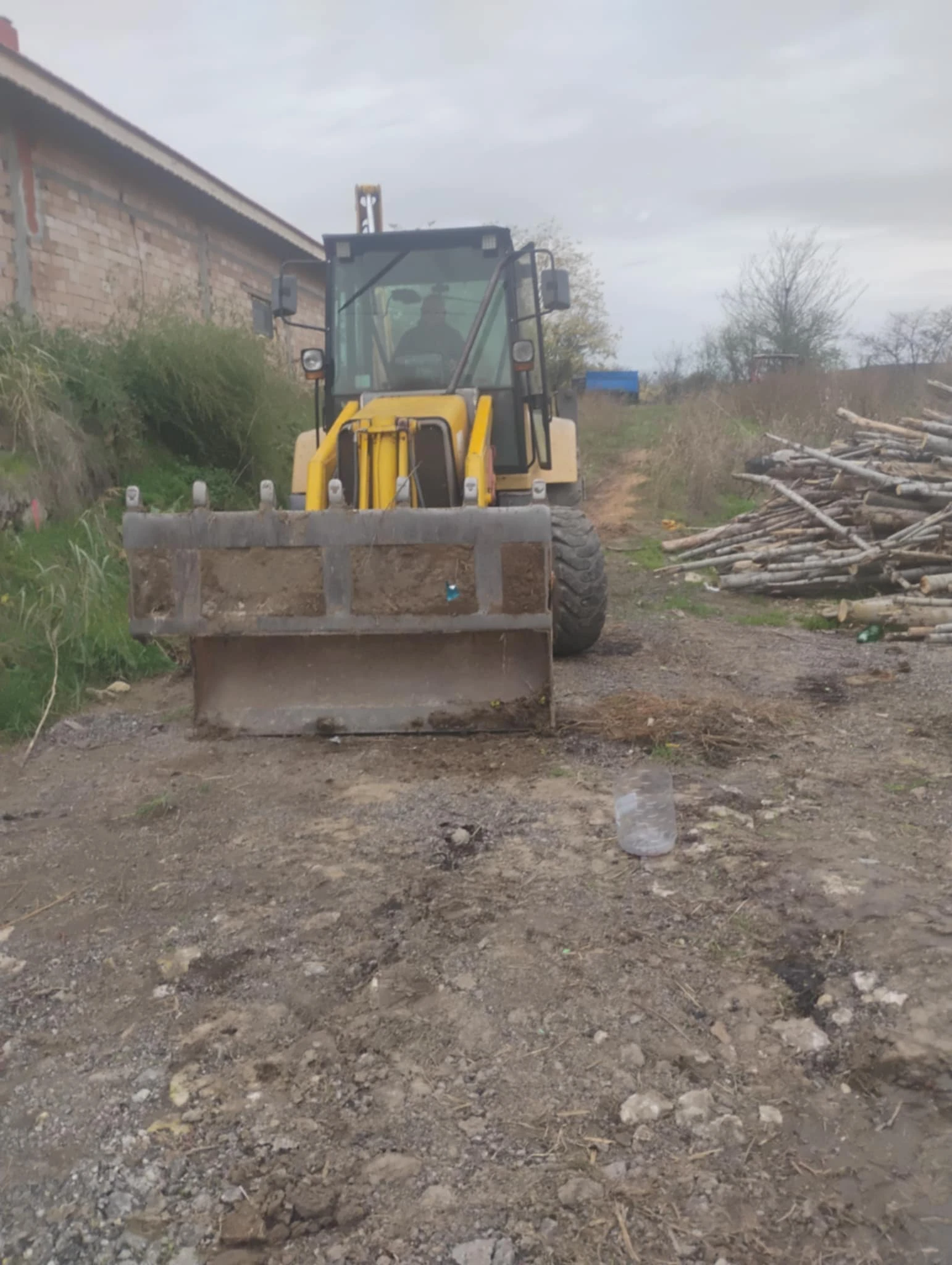  Michigan | Mobile.bg   12