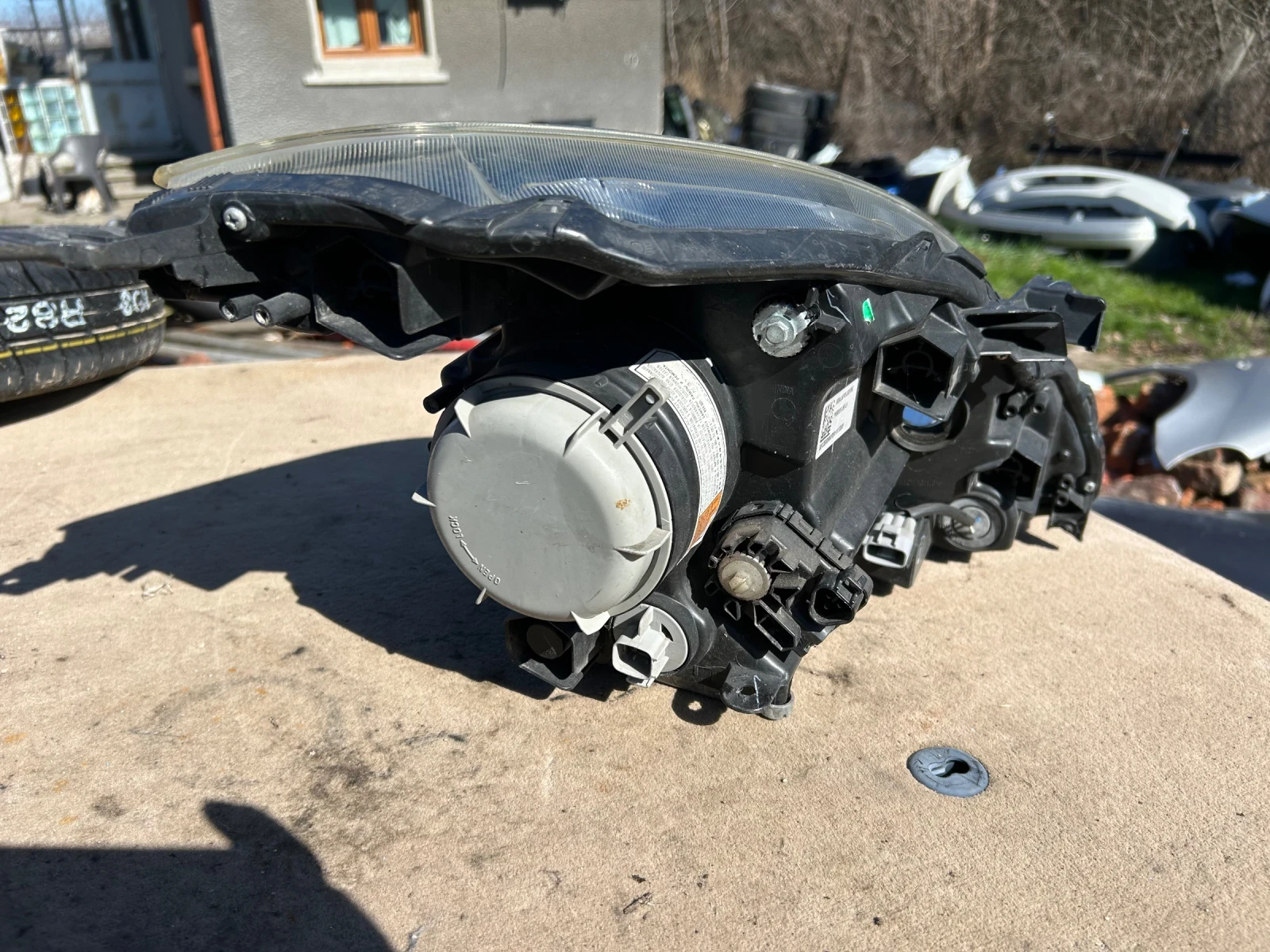 Ляв фар SUZUKI BALENO 2018, снимка 2 - Части - 53894045