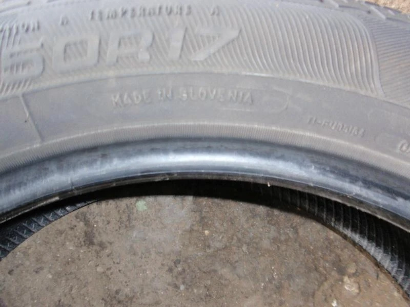 Гуми Летни 215/50R17, снимка 9 - Гуми и джанти - 7286869