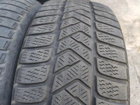 Гуми Зимни 225/45R18, снимка 2 - Гуми и джанти - 47409797