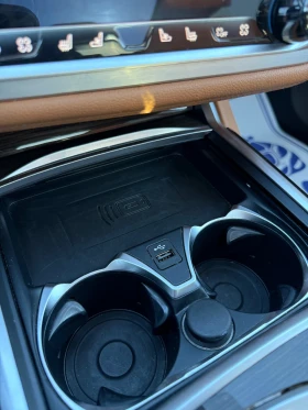 BMW 750 750i xDrive , снимка 15