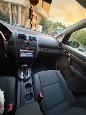 VW Touran 1.9 TDI, снимка 3