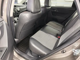 Toyota Auris, снимка 9