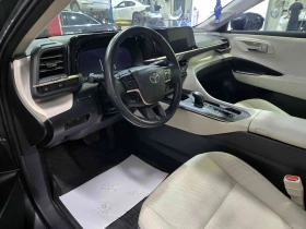 Toyota Crown Limited AWD, снимка 9