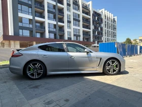     Porsche Panamera  4S