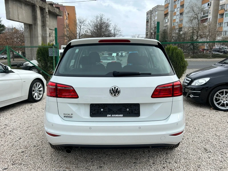 VW Sportsvan 1.6 TDI, снимка 5 - Автомобили и джипове - 42513775