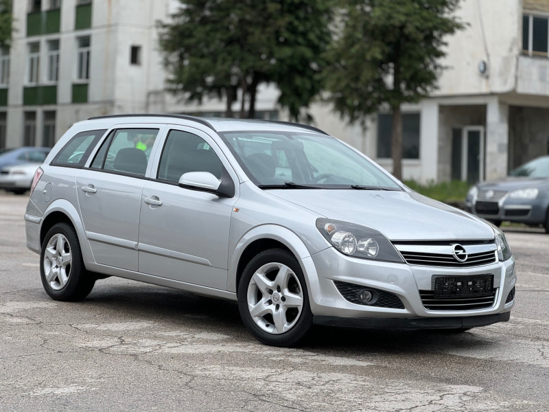 Opel Astra 1.7CDTi 101к.с * Климатик* * Италия* , снимка 3 - Автомобили и джипове - 45768906