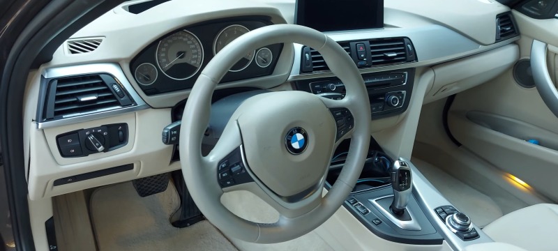 BMW 330 d, снимка 15 - Автомобили и джипове - 46427201