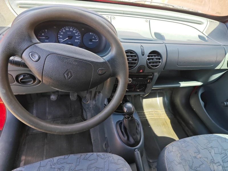 Renault Kangoo, снимка 5 - Автомобили и джипове - 47043571