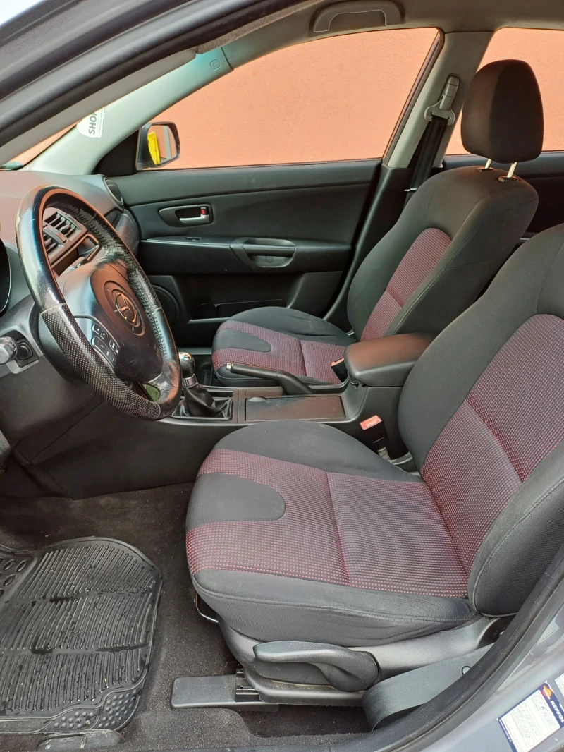 Mazda 3, снимка 7 - Автомобили и джипове - 48040523