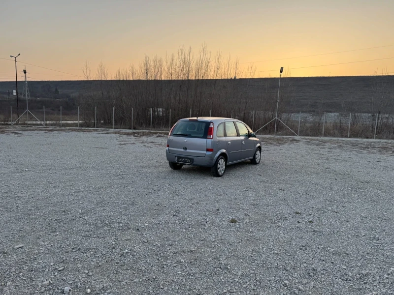 Opel Meriva 1.6 i, снимка 8 - Автомобили и джипове - 49000467