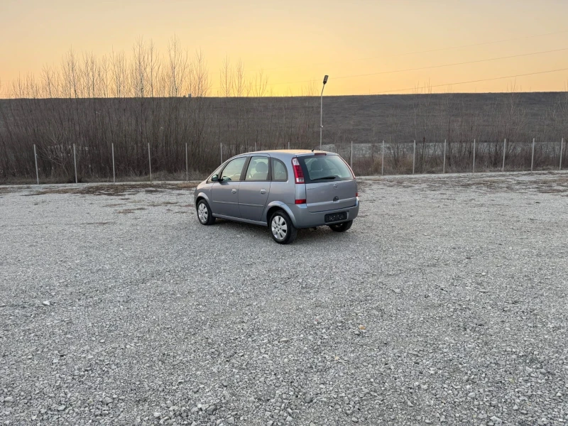 Opel Meriva 1.6 i, снимка 7 - Автомобили и джипове - 49000467