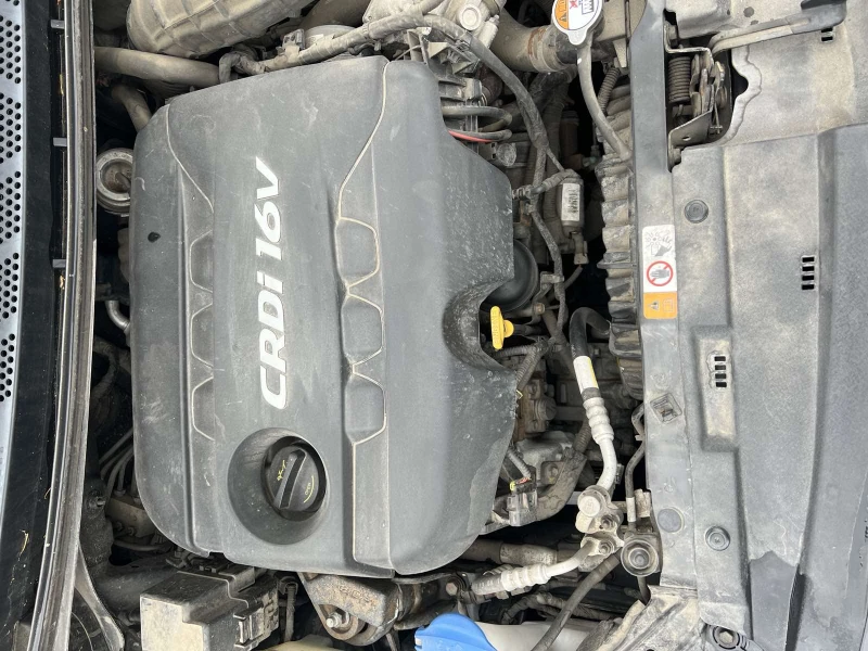 Kia Ceed 1.6 GRDI, снимка 7 - Автомобили и джипове - 52261330