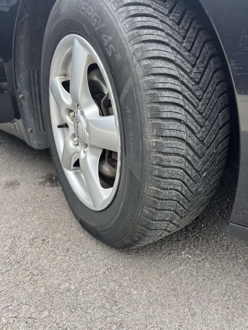 Kia Ceed 1.6 GRDI, снимка 6 - Автомобили и джипове - 52261330