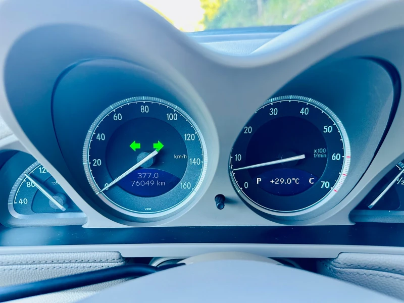 Mercedes-Benz SL  500 R230, снимка 15 - Автомобили и джипове - 52598092