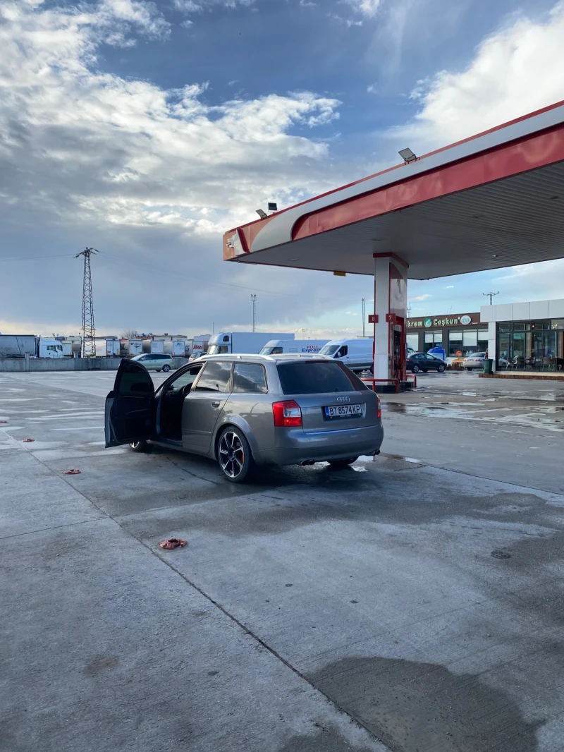 Audi A4, снимка 4 - Автомобили и джипове - 52450314