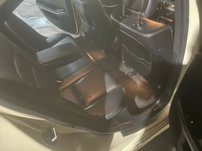 Mercedes-Benz E 200 E 200, снимка 7 - Автомобили и джипове - 52707338