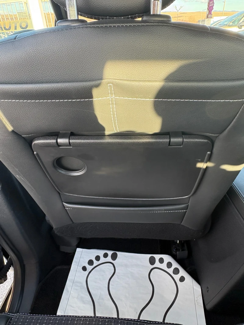 Renault Scenic, снимка 9 - Автомобили и джипове - 53224168