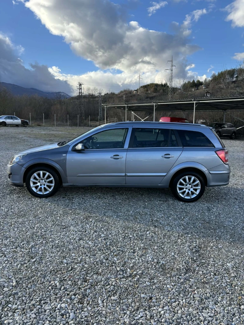 Opel Astra 1.6 Twinport, снимка 6 - Автомобили и джипове - 53488967
